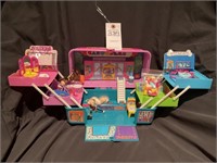 Vintage Caboodles Mall