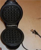 BIN- Single Waffle Maker