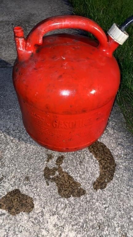 Eagle 5 gal gas can