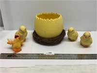 Decorative Egg & Chicks