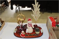 Lot - Lefton Figurine, Snowmen, Santa with