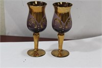 A Pair of Gold Guilted Bohemian Small Glass Cups
