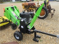 288) Wallemac wood chipper 13.5hp engine w/axle