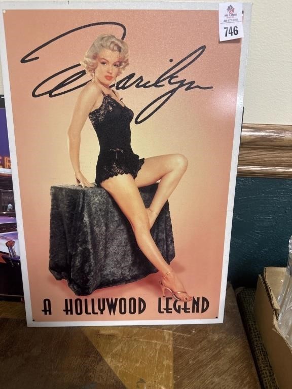 Marilyn Monroe metal sign