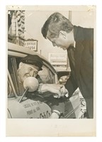 JOHN F. KENNEDY, Campaign Photo 1960 Milwaukee