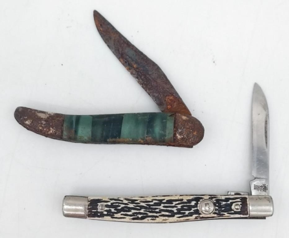 (JK) Two Vintage Pocket Knives