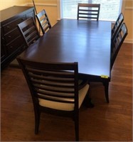 THOMASVILLE TABLE AND 6 CHAIRS WITH LEAF