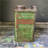 Rare 1920's Wakefield Castrol Castaulic Quart Tin