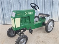 Spirit of Oliver Pedal Tractor
