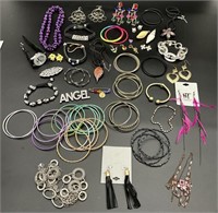 Large Group Costume Jewelry & Hair Accessories
