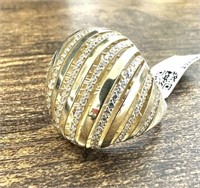 14KT Yellow Gold Woman's Ring