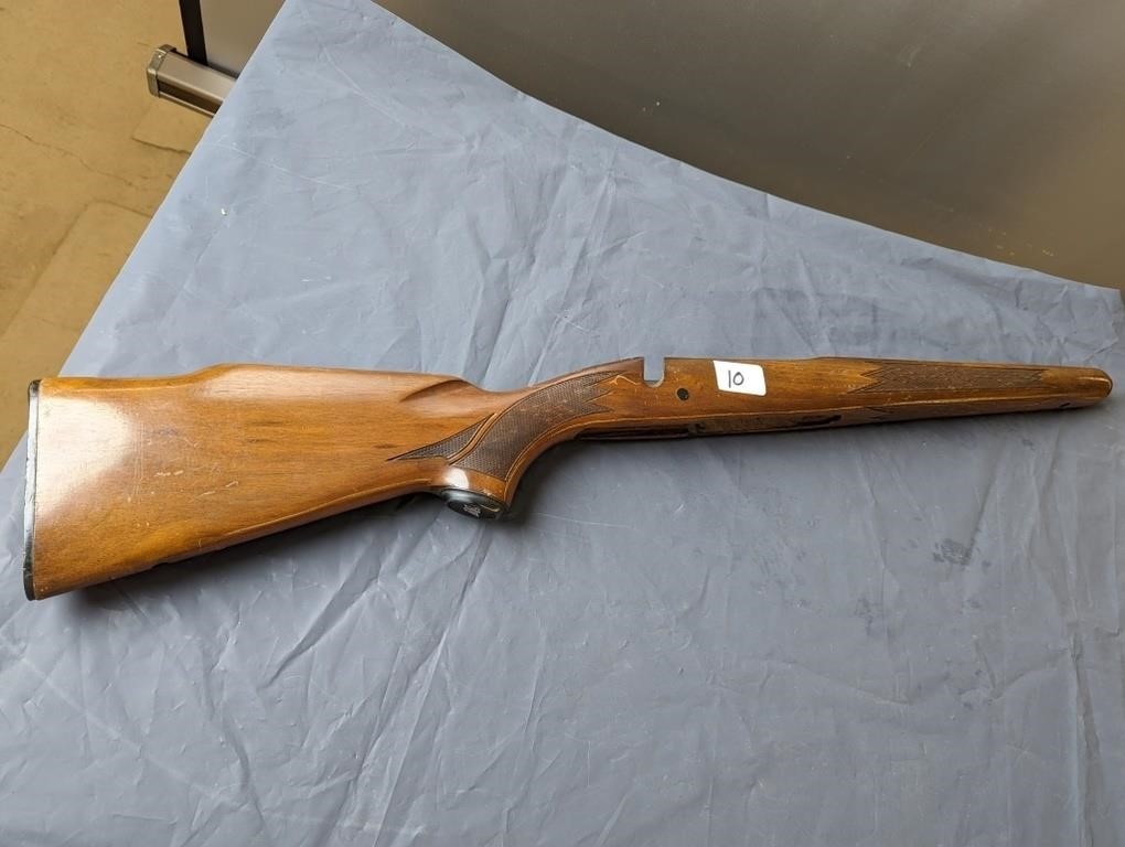 Winchester Model 70 , Walnut Wood Stock