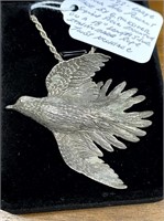 SILVER BIRD BY G. McKSIVER ON A 18" ROPE TWIST NEC