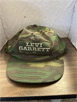 One size vintage snap Levi Garrett hat