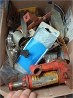 hydraulic jack and other garage items