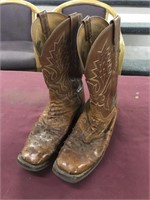Lucchese ostrich cowboy boots