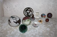 Paperweight lot