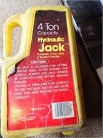 4 Ton Hyd. Jack w/ Case