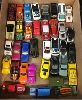 COLLECTIBLE TOY VEHICLE LOT /  MIXED TYPES