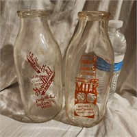 AE & Goodfield Milk Bottle Hardwick & Des Moines