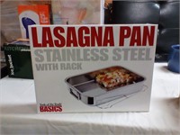 Lasagna Pan NIB