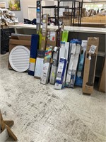 Big lot of household parts and decore