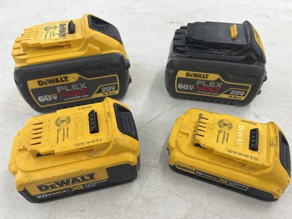 4 DeWalt Batteries