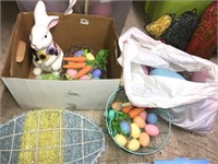 Easter Decor ~ Eggs & Rabbits