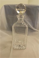 2 crystal/glass decanters