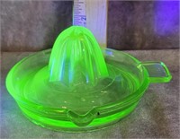 FEDERAL URANIUM GLASS JUICER CHIP ON BOTTOM