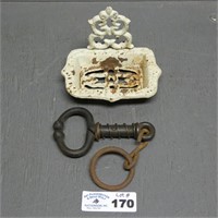 Cast Iron Soap Dish & Bull Nose Puller