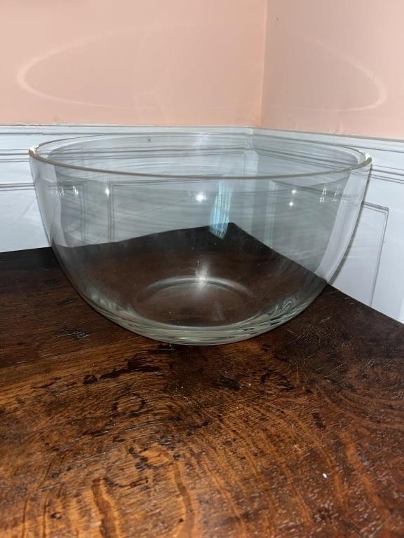 Two Thai Crystal-Clear Glass Nesting Bowls