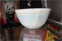 PYREX AMISH MIXING BOWL - FADED