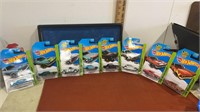 8 Hot wheels New on card