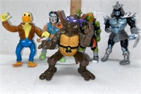 Teenage Mutant Ninja Turtles lot- (5)  4 inch