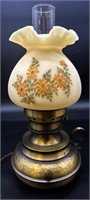 Fenton Hp Daisies On Custard Colonial Lamp By Kim