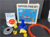 VINTAGE JUPITER JYRO SPINNING SPACE TOY IN BOX