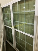 Lot of 1 single hung double windows