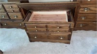 Hand-built cedar chest, solid wood 39x24x18