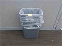 Plastic Waste Baskets Qty 7,  1' 3"