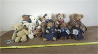 STUFFED BOYDS BEARS