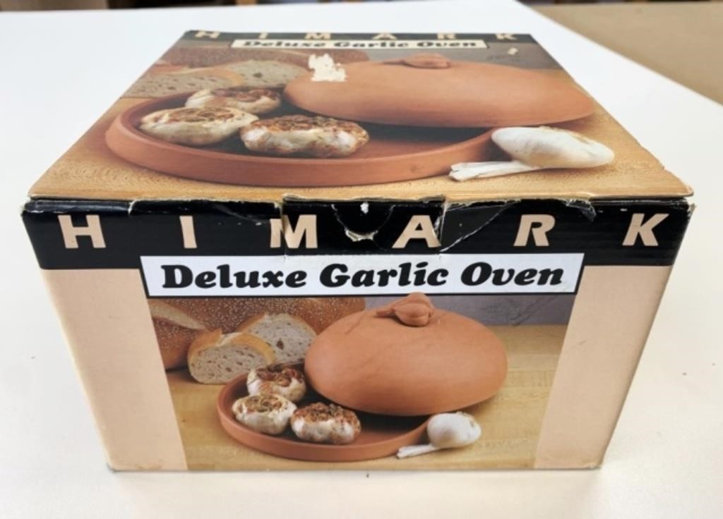 New Terra Cotta Deluxe Garlic Oven