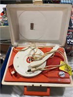 KIDS RECORD PLAYER W/ CASE