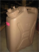 USA Plastic Water Jerry Can 5 Gallons