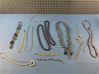 VARIOUS WOMEN'S COSTUME JEWLERY