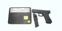 Glock Model 17 9mm semi-auto, 4.48"