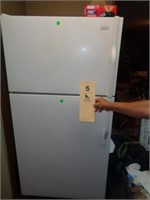 Magic Chef 20 Cu. Ft refrigerator/freezer
