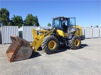 2021 Komatsu WA270-8 Wheel Loader