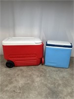 Igloo wheelie cooler and thermos cooler