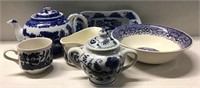 BLUE WHITE ORIENTAL SERVING PIECES